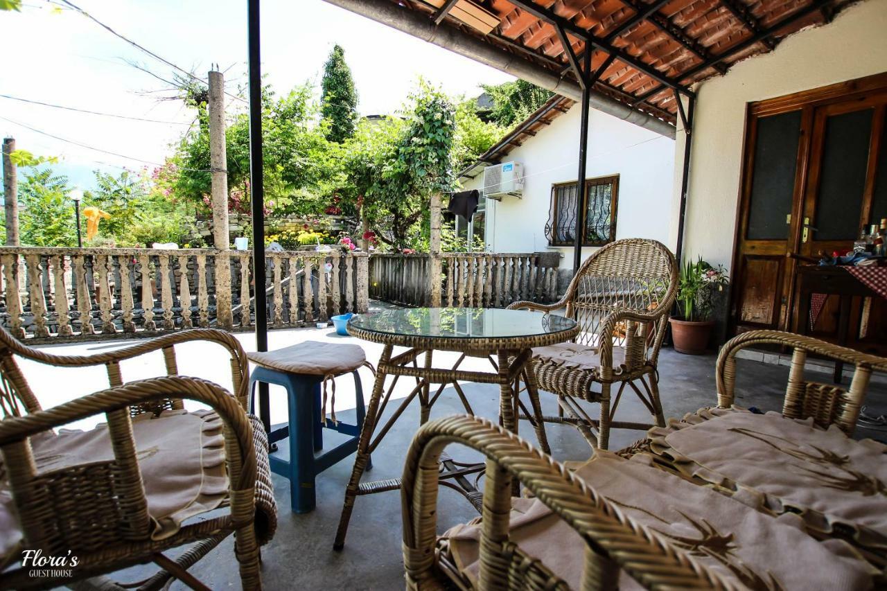 Flora's Guesthouse Gjirokastër Eksteriør billede